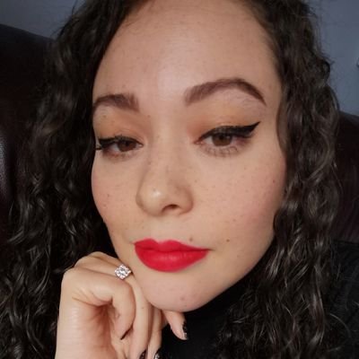 Profile Picture of Sara Bonner (@sarabelmakeup) on Twitter