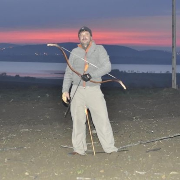 Profile Picture of Alperen Susacan (@rsusacan) on Poshmark