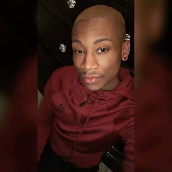 Profile Picture of George Sutton (@georgieboy10) on Poshmark