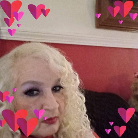 Profile Picture of Linda Millirons (@lindamillirons) on Poshmark