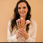 Profile Picture of Suélen Soffiatti MakeUp (@suelensoffiattimakeup) on Instagram