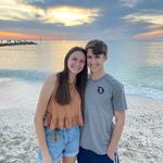 Profile Picture of Molly;Henderson (@molly.ih) on Instagram