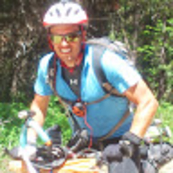 Profile Picture of Luke Ragan (@lragan87) on Poshmark