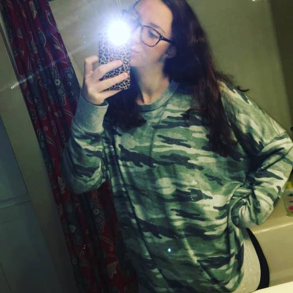 Profile Picture of Madeline Gauntt (@mgauntt) on Poshmark