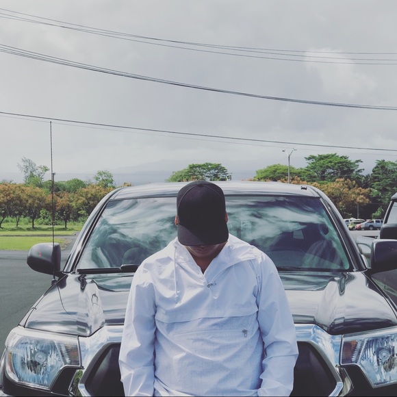 Profile Picture of Kanamu E (@kingnamu) on Poshmark