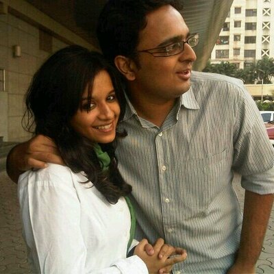 Profile Picture of Hena Shah (@henashah1990) on Twitter