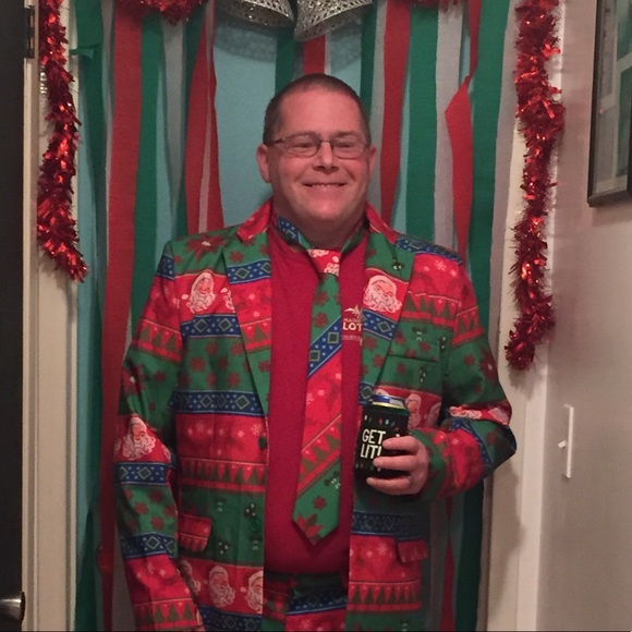 Profile Picture of Michael Mcfadden (@memike33) on Poshmark