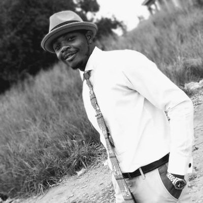 Profile Picture of Crown Stephen (@itallaboutcrown) on Twitter