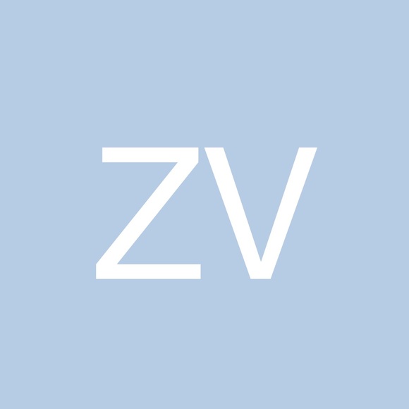 Profile Picture of Zuleyka Valles (@zuleykavalles) on Poshmark