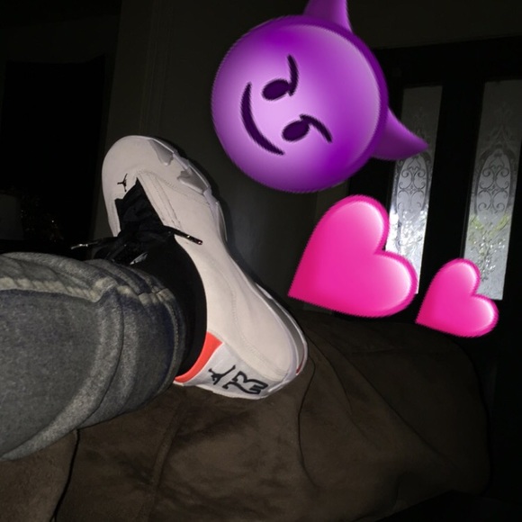 Profile Picture of Trell Trell (@longmoneytrell) on Poshmark