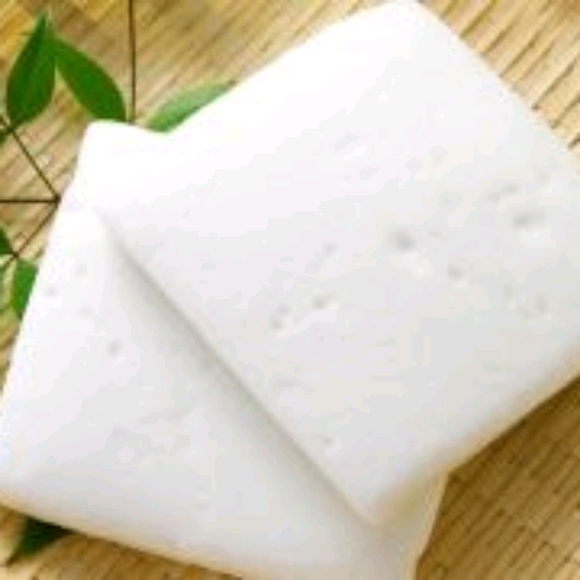 Profile Picture of Yujung Park (@sjrnf21) on Poshmark