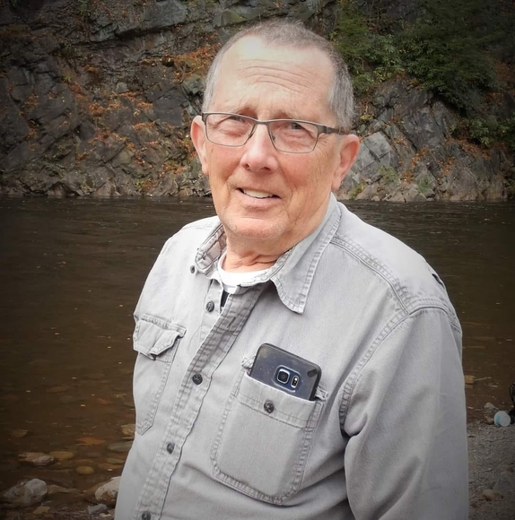 Profile Picture of Robert Pittenger (@robertpittenger) on Poshmark