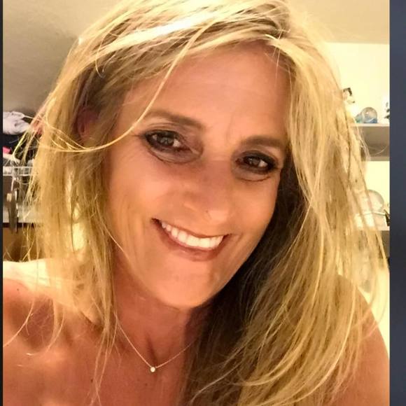 Profile Picture of Jodi Trede ponder (@jodiponder) on Poshmark