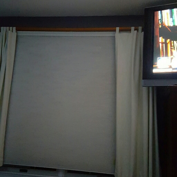 Profile Picture of Enshan Rodenbough (@enshan) on Poshmark