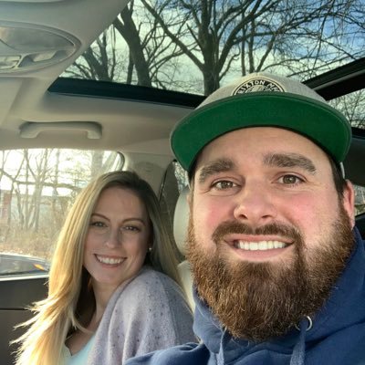 Profile Picture of brett pimental (@brettp11) on Twitter