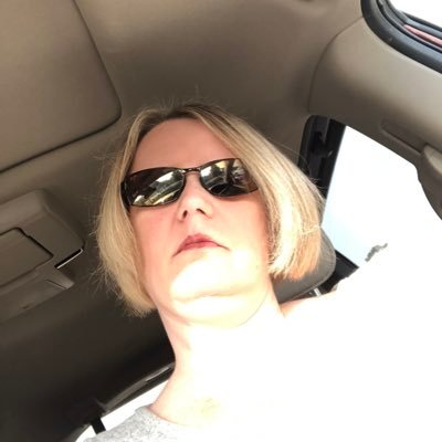Profile Picture of Denise Cramer (@themommyof2) on Twitter