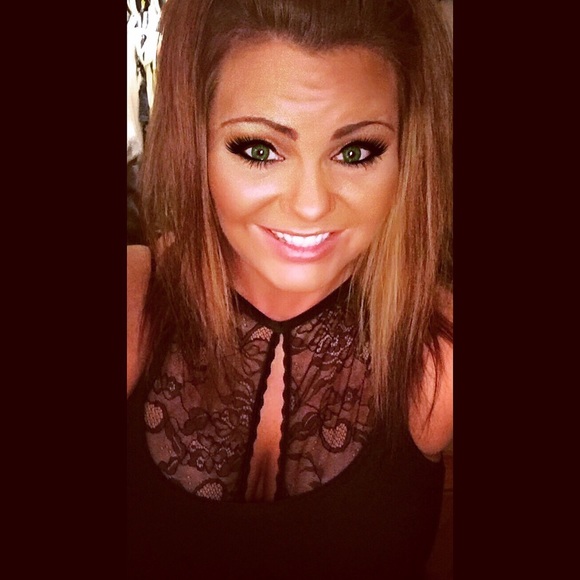 Profile Picture of Tasha Lambert (@lambertgracs) on Poshmark