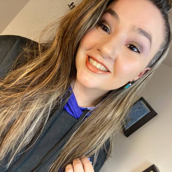 Profile Picture of Leah Ericsson (@growl_power) on Poshmark