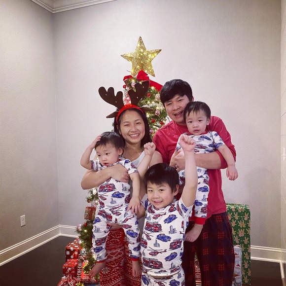 Profile Picture of Kate Lim (@katejame) on Poshmark