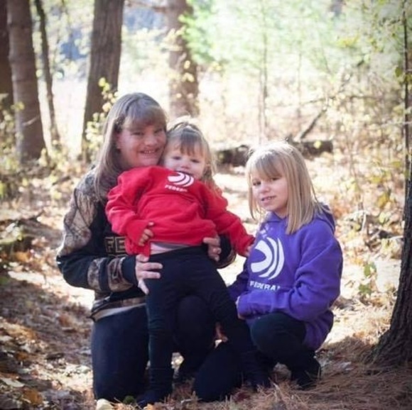 Jenny Guimont - Poshmark Profile Picture of Jenny Guimont (@jennyguimont) on Poshmark