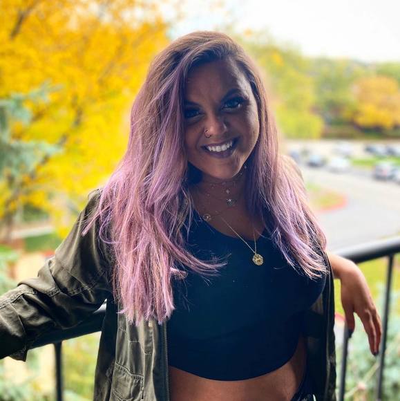 Profile Picture of Emily Dubach (@edubach) on Poshmark