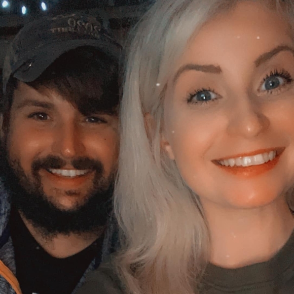 Victoria Buras - Poshmark Profile Picture of Victoria Buras (@vburas) on Poshmark