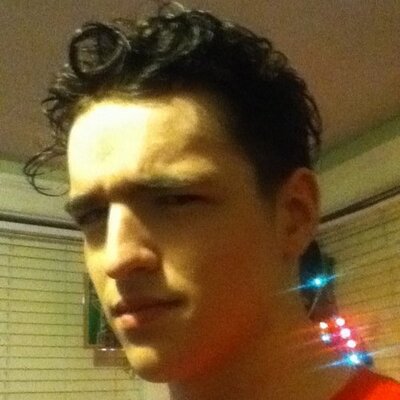 Profile Picture of Eamonn Shults (@EamonnThomas) on Twitter