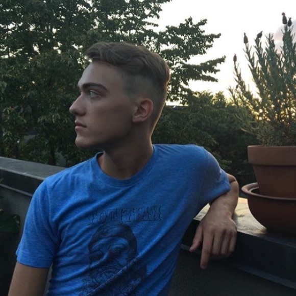 Profile Picture of Pius Da silva (@piusdasilva) on Poshmark