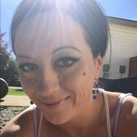 Profile Picture of Christina Casko (@ccasko) on Poshmark