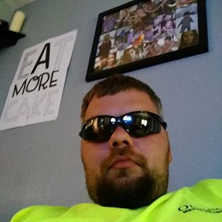 Profile Picture of Jeremy Hunter (@jeremy.hunter.92102) on Facebook