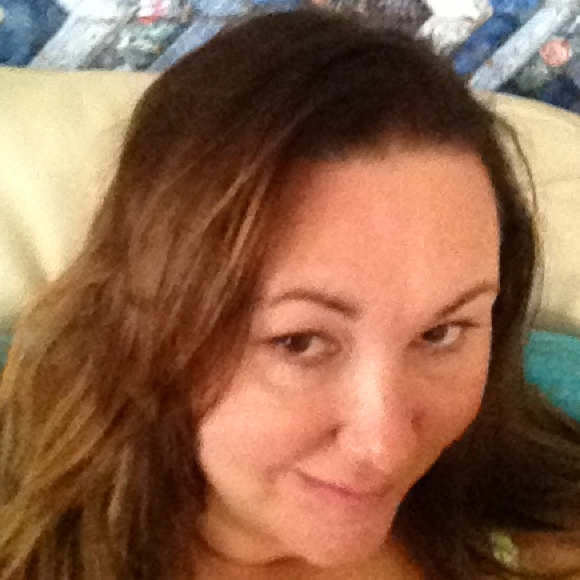 Profile Picture of Shawna Ward (@shawna1027) on Poshmark