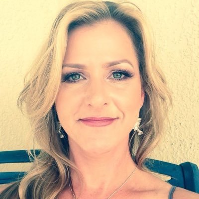 Profile Picture of A. Tracie Wallace (@tracierocks3) on Twitter