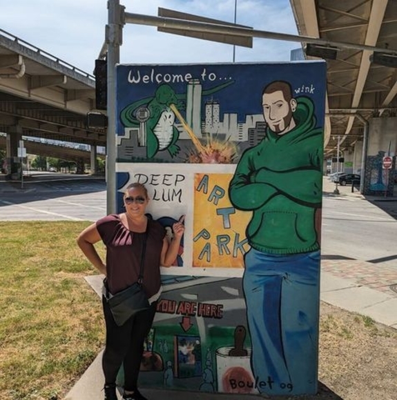 Profile Picture of Laura Grundstrom (@lalagunder1) on Poshmark