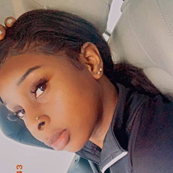 Profile Picture of Aisha asata Barry (@asatabarry) on Poshmark