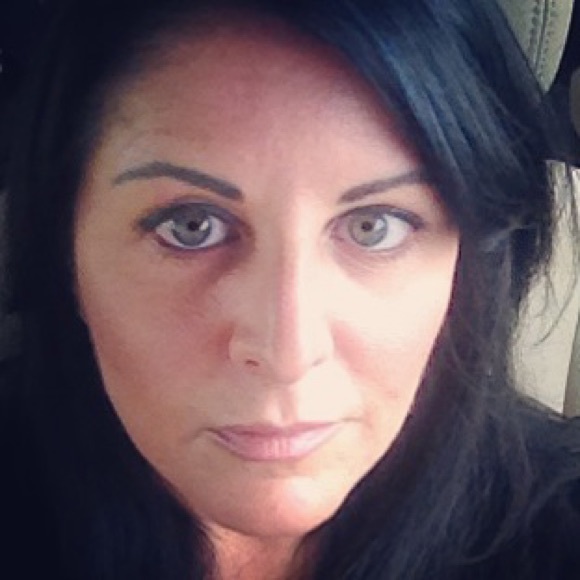 Christine Migliaccio - Poshmark Profile Picture of Christine Migliaccio (@chrisjblueeyes) on Poshmark