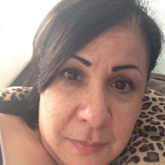 Letty Donarski - Poshmark Profile Picture of Letty Donarski (@lettyd) on Poshmark