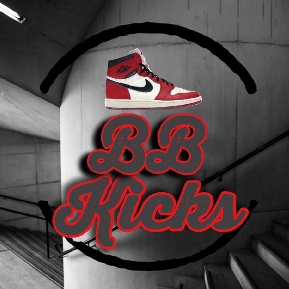 Profile Picture of Nic Berardocco (@bbkicksnia) on Poshmark