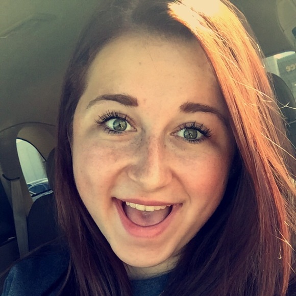 Profile Picture of Jaylan Mitchell (@jaylaneneva) on Poshmark