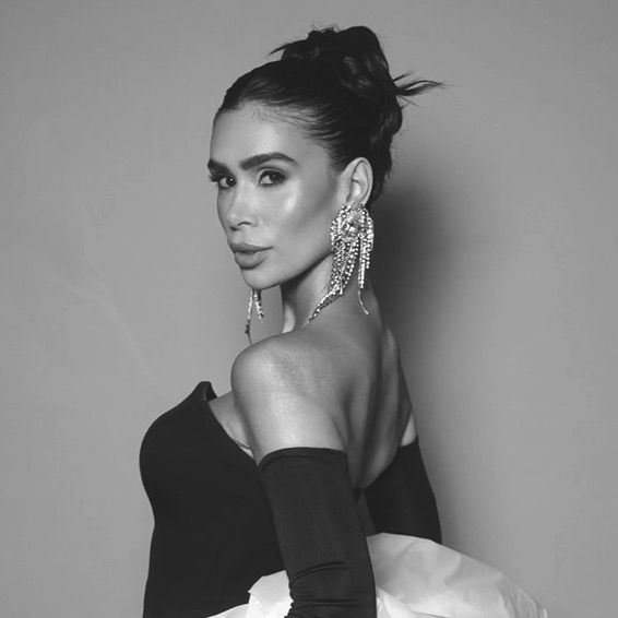 Profile Picture of anamosconi (@anamosconi) on Tiktok