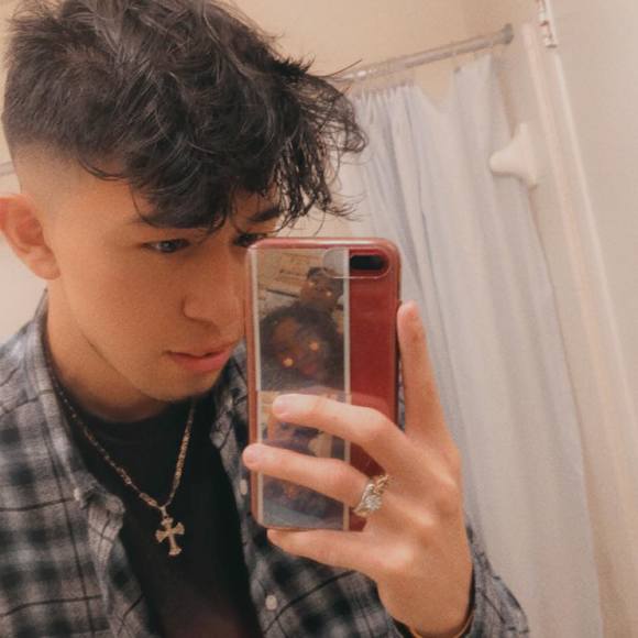 Zaxberto Galeana - Poshmark Profile Picture of Zaxberto Galeana (@zax_11) on Poshmark