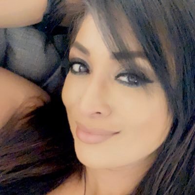 Profile Picture of Anika Holmes (@anika90069) on Twitter