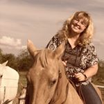 Profile Picture of Robin Riley (@robinjriley) on Instagram