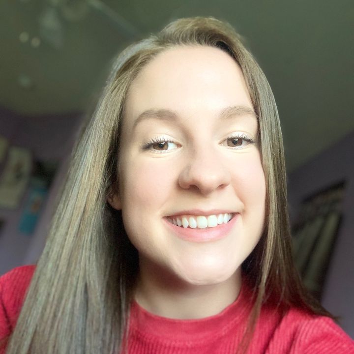 Profile Picture of Caroline (@carol.mountain) on Tiktok