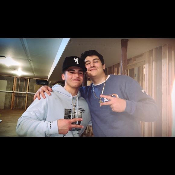 Profile Picture of John Colegrove (@john_colegrove) on Poshmark