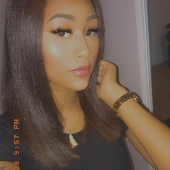 Profile Picture of Kya Juelisa (@kjuelisa) on Poshmark