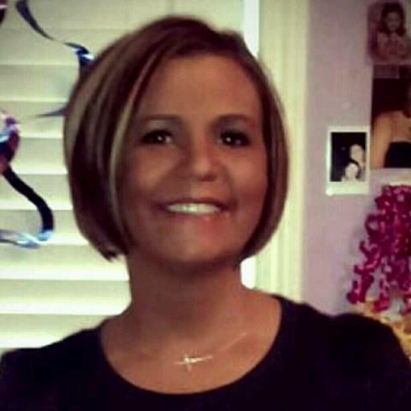 Profile Picture of Chrissy Yarbrough (@chrissymemphis) on Poshmark