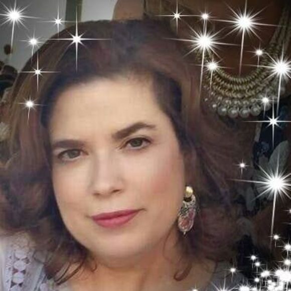 Profile Picture of Gaby Jimenez (@anagjimenez) on Poshmark