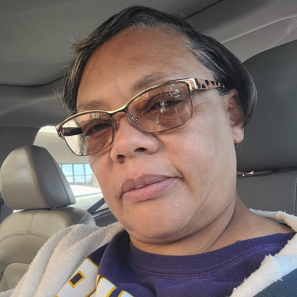 Profile Picture of Marjorie Johnson (@marjoriejohn120) on Poshmark