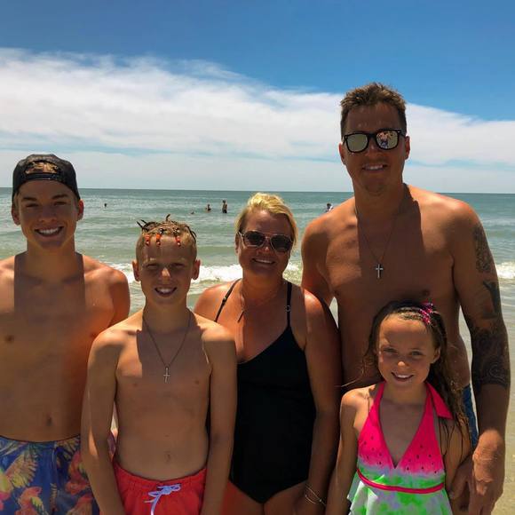 Profile Picture of Dylan Byrne (@dylan_byrne22) on Poshmark