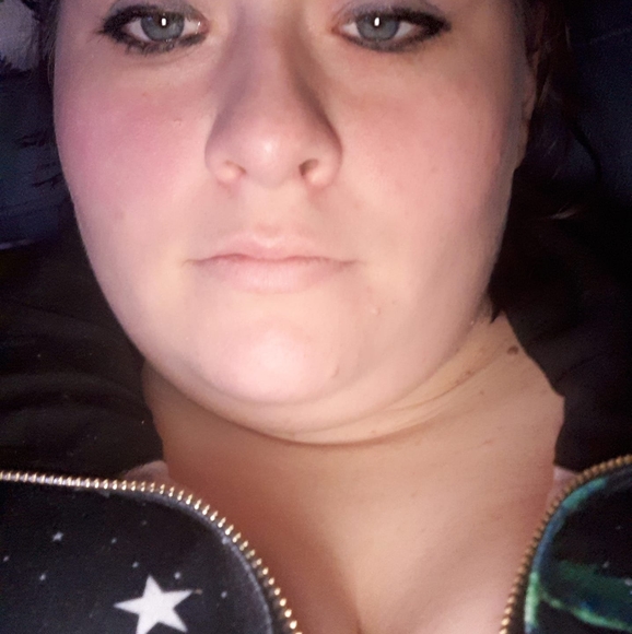 Profile Picture of Audrey Eggink (@kniggeaudrey) on Poshmark